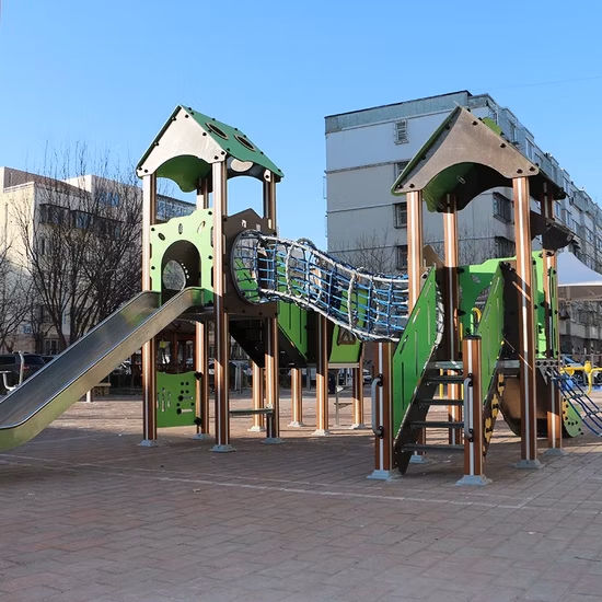 Accessoires extérieurs en plastique d'équipement de terrain de jeu d'enfants commerciaux de parc d'attractions